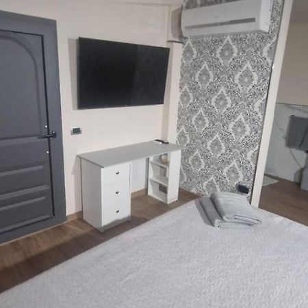 Suites Grey In Centro Randazzo Exteriér fotografie